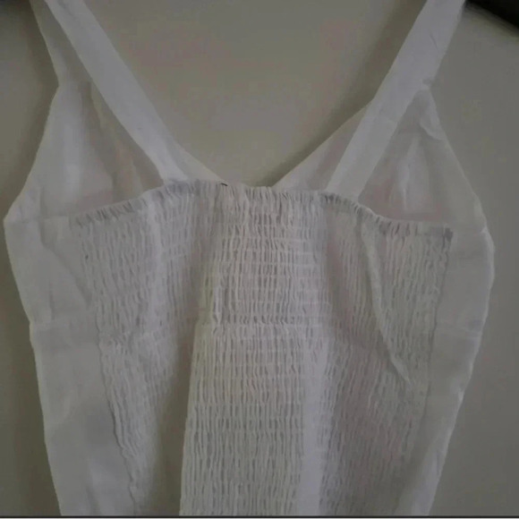 White tank top - Picture 5 of 5